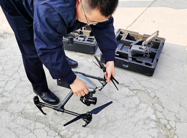 千里眼無人機(jī)提高城市管理水平(圖1)